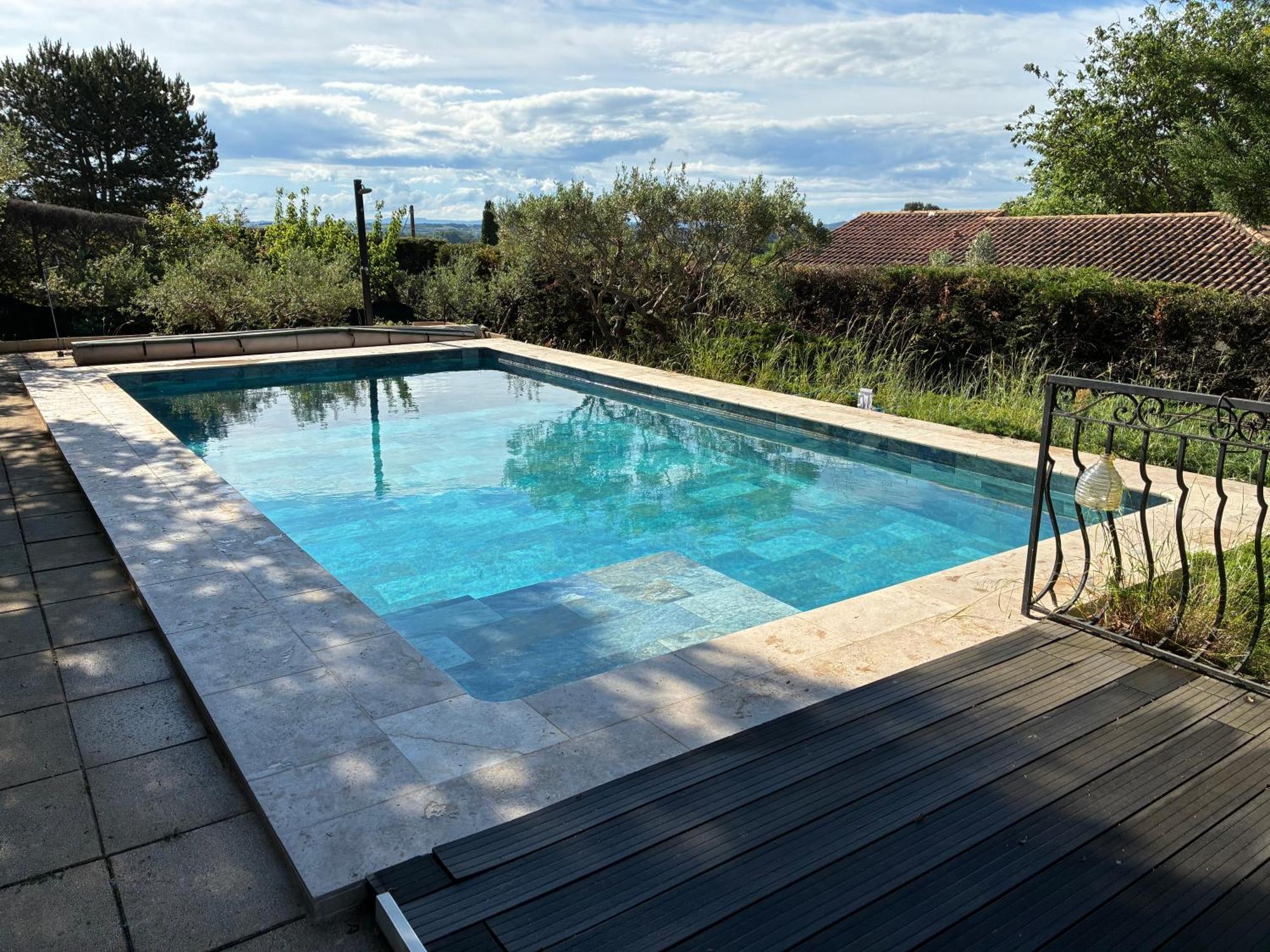 Gite 2 Chambres Avec Piscine Sernhac Exterior photo